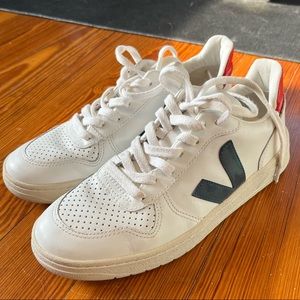 VEJA V-10 Sneakers, size 38, worn only a few times